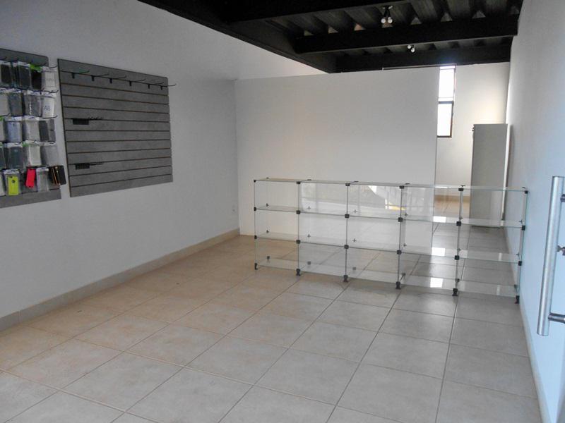 Andar, Serrano, 0 Quarto, 1 Vaga