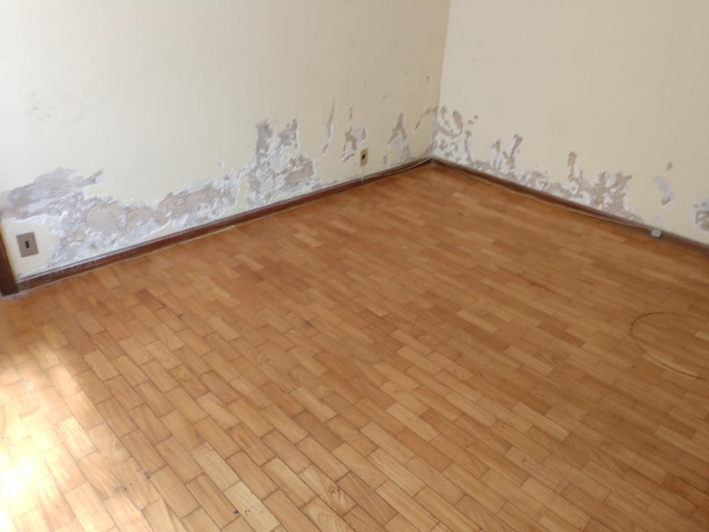 Casa, Gutierrez, 5 Quartos, 4 Vagas, 1 Suíte