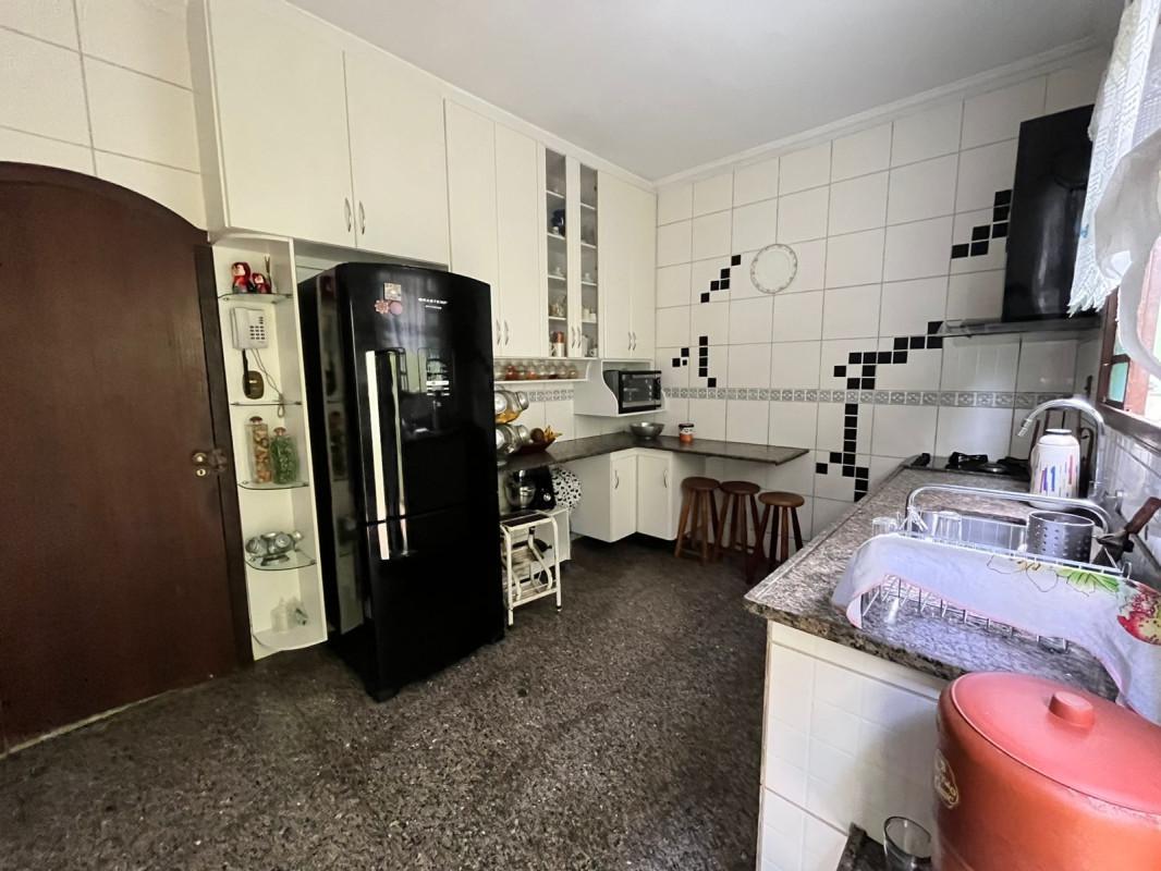 Casa, Jardim Riacho das Pedras, 4 Quartos, 4 Vagas, 1 Suíte