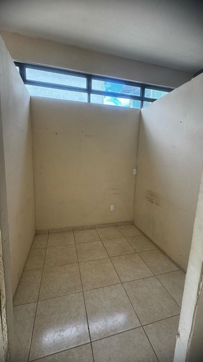 Andar, Rio Negro, 0 Quarto, 0 Vaga