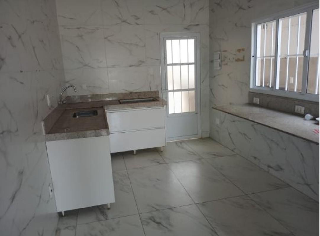 Casa, Floramar, 2 Quartos, 1 Vaga, 1 Suíte