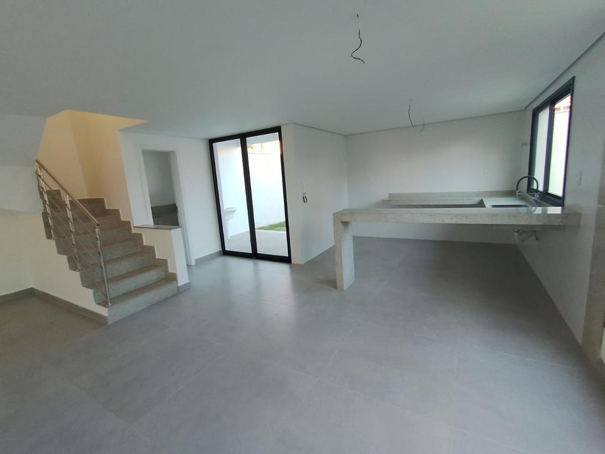 Casa, Planalto, 3 Quartos, 3 Vagas, 1 Suíte