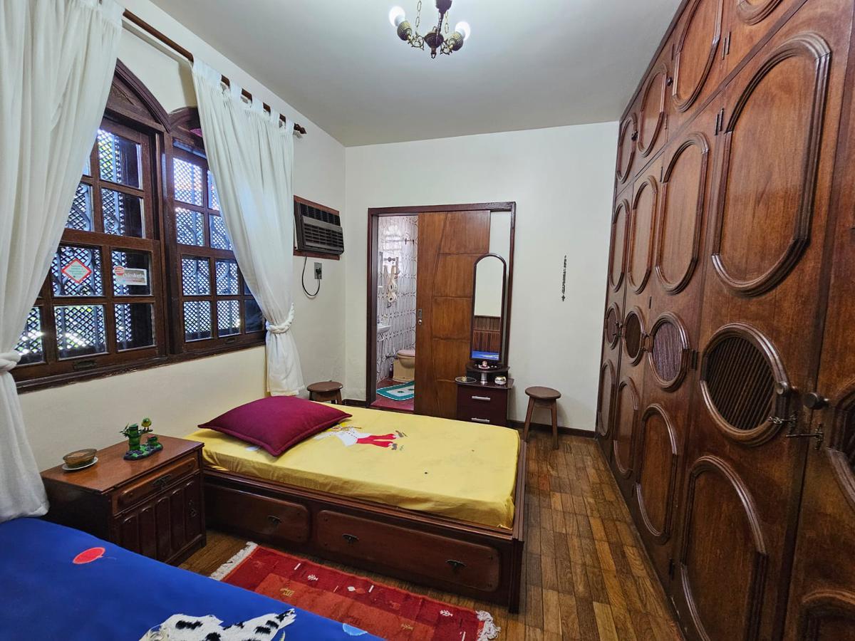 Casa, Jardim América, 4 Quartos, 4 Vagas, 2 Suítes