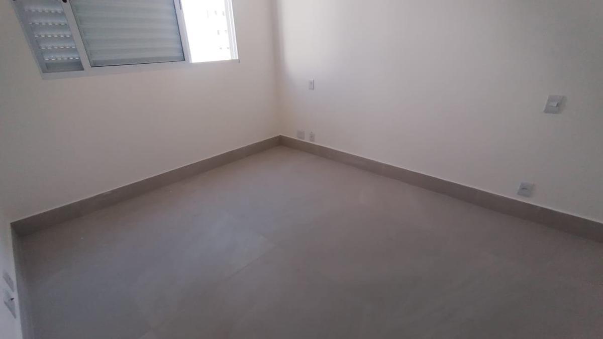 Apartamento, Ipiranga, 2 Quartos, 2 Vagas, 1 Suíte