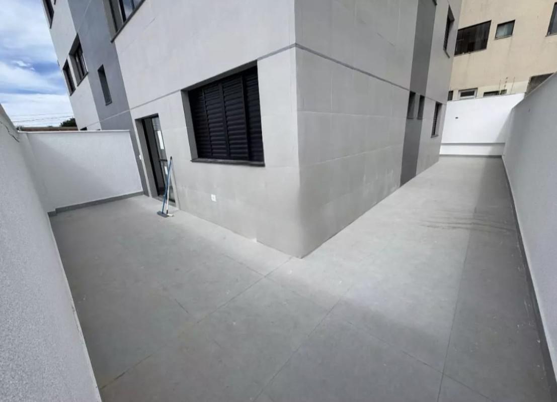 Apartamento, Sagrada Família, 3 Quartos, 2 Vagas, 1 Suíte