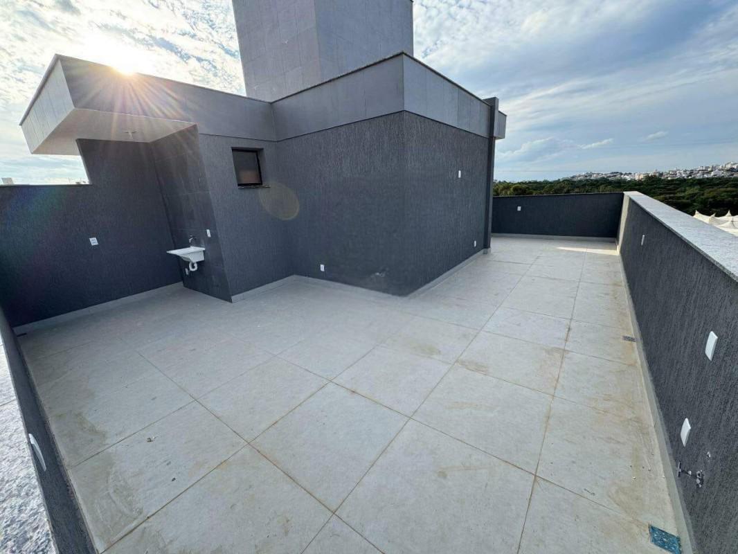 Cobertura, Sagrada Família, 3 Quartos, 2 Vagas, 1 Suíte