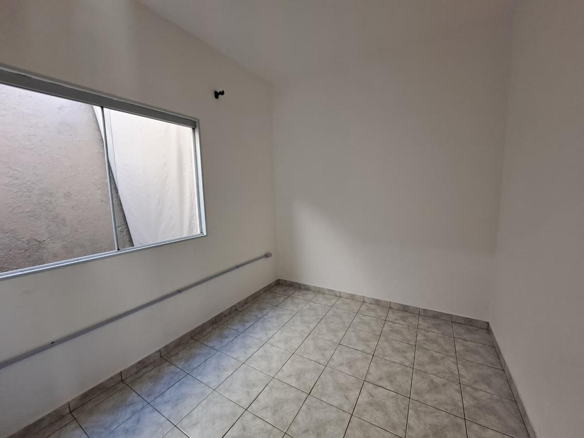 Casa, Centro, 2 Quartos, 1 Vaga