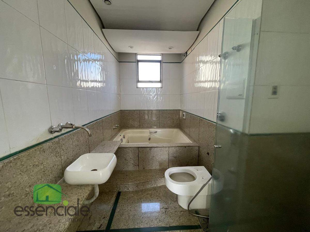 Apartamento, Barreiro, 3 Quartos, 2 Vagas, 1 Suíte