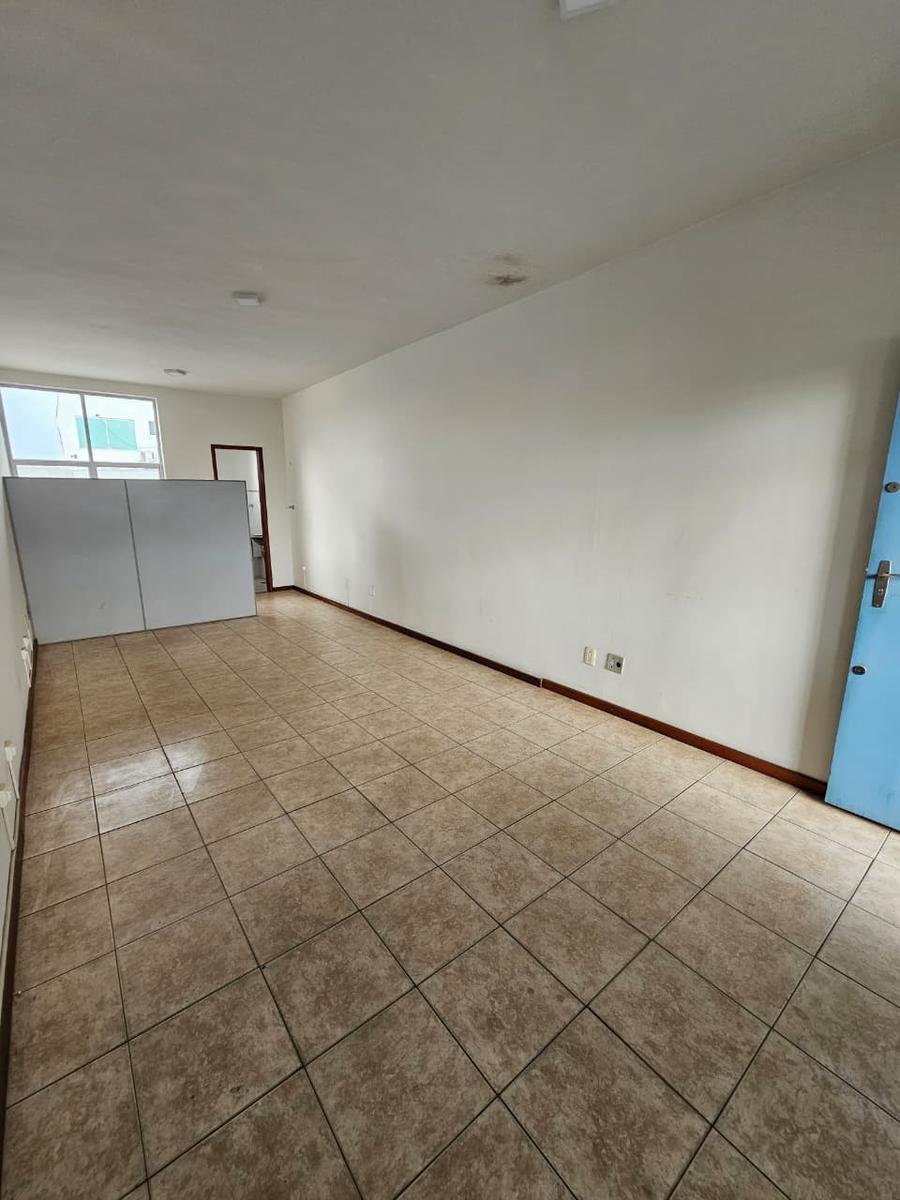 Sala, Padre Eustáquio, 0 Quarto, 0 Vaga