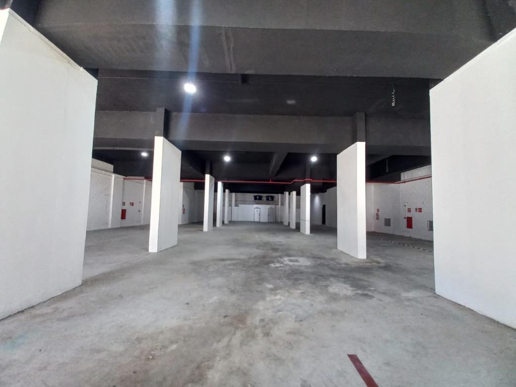 Loja, Prado, 22 Vagas