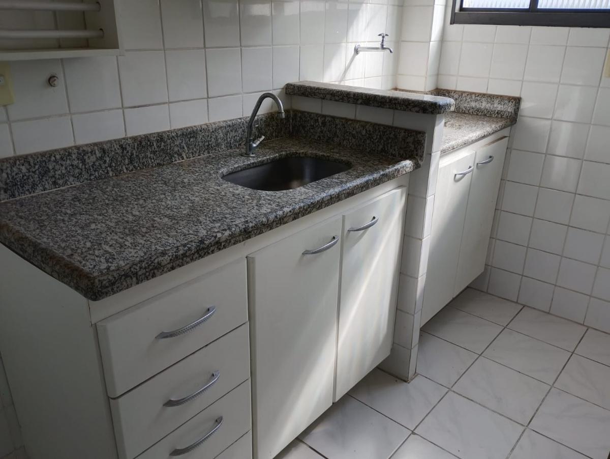Apartamento, Santa Mônica, 2 Quartos, 0 Vaga