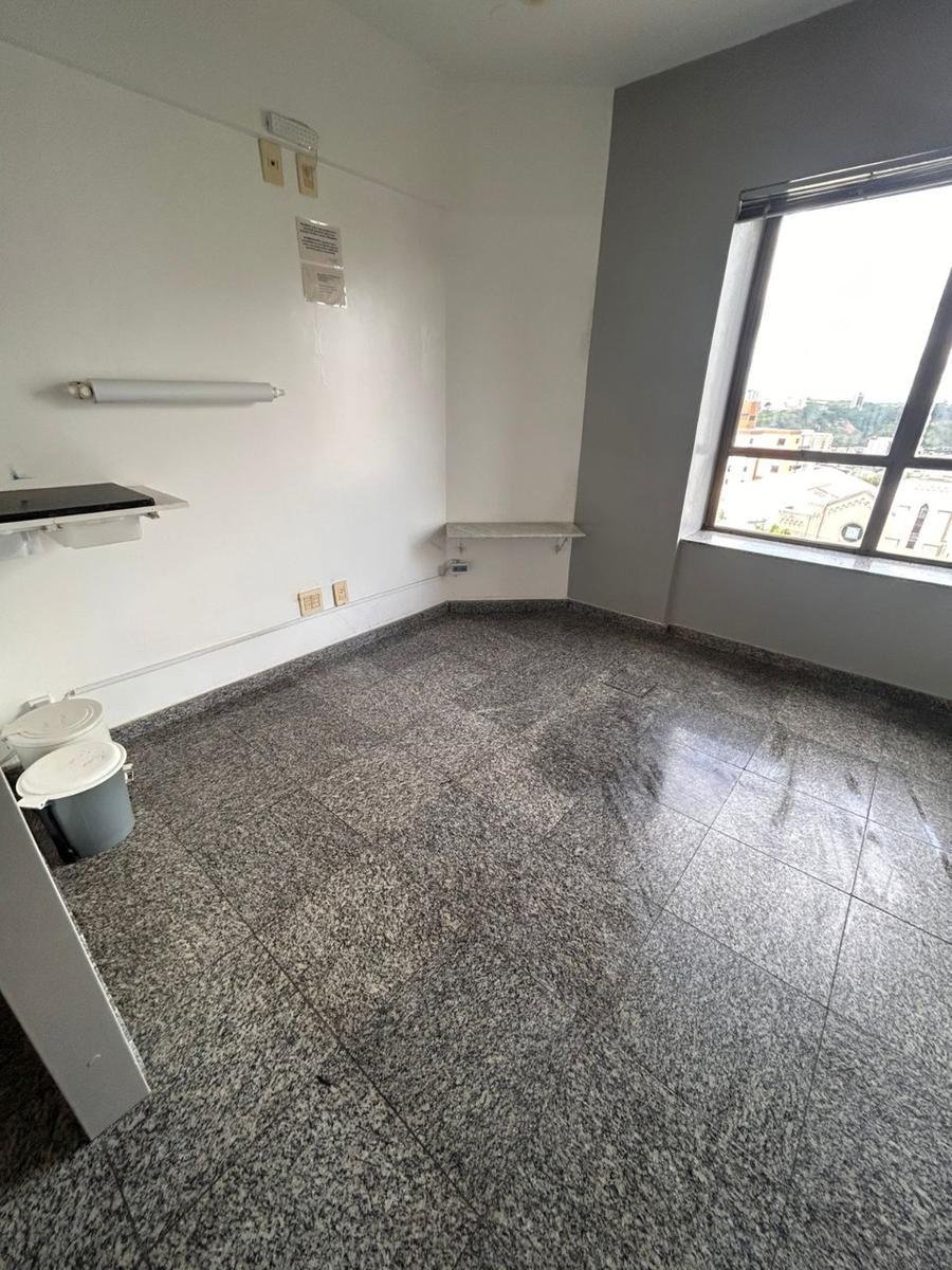 Sala, Centro, 0 Quarto, 0 Vaga