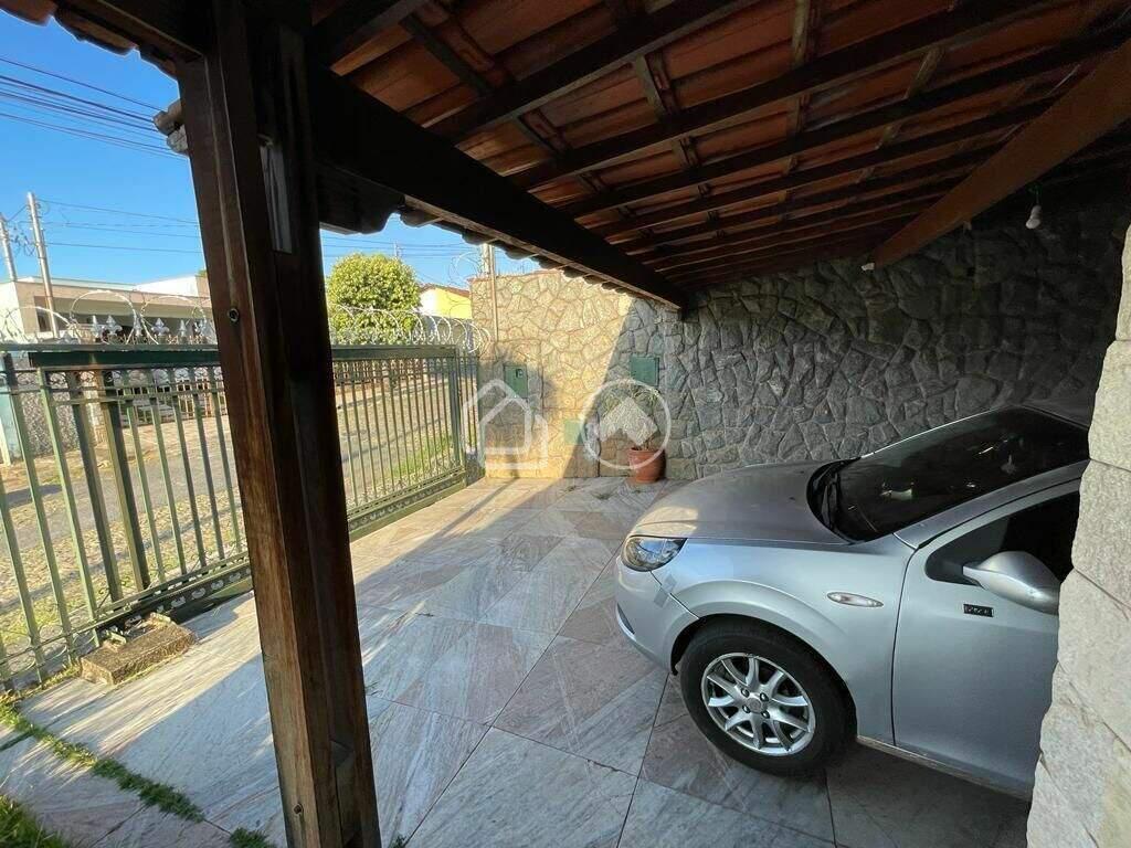 Casa, Betânia, 3 Quartos, 3 Vagas, 2 Suítes