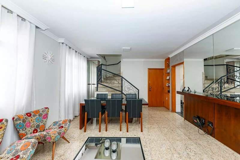 Cobertura, Prado, 4 Quartos, 2 Vagas, 1 Suíte