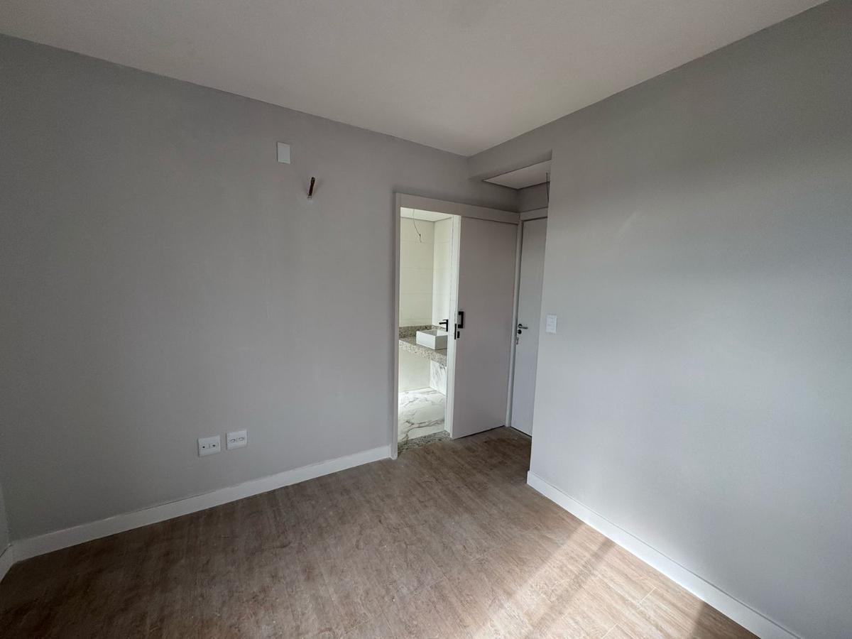 Cobertura, Graça, 4 Quartos, 3 Vagas, 1 Suíte