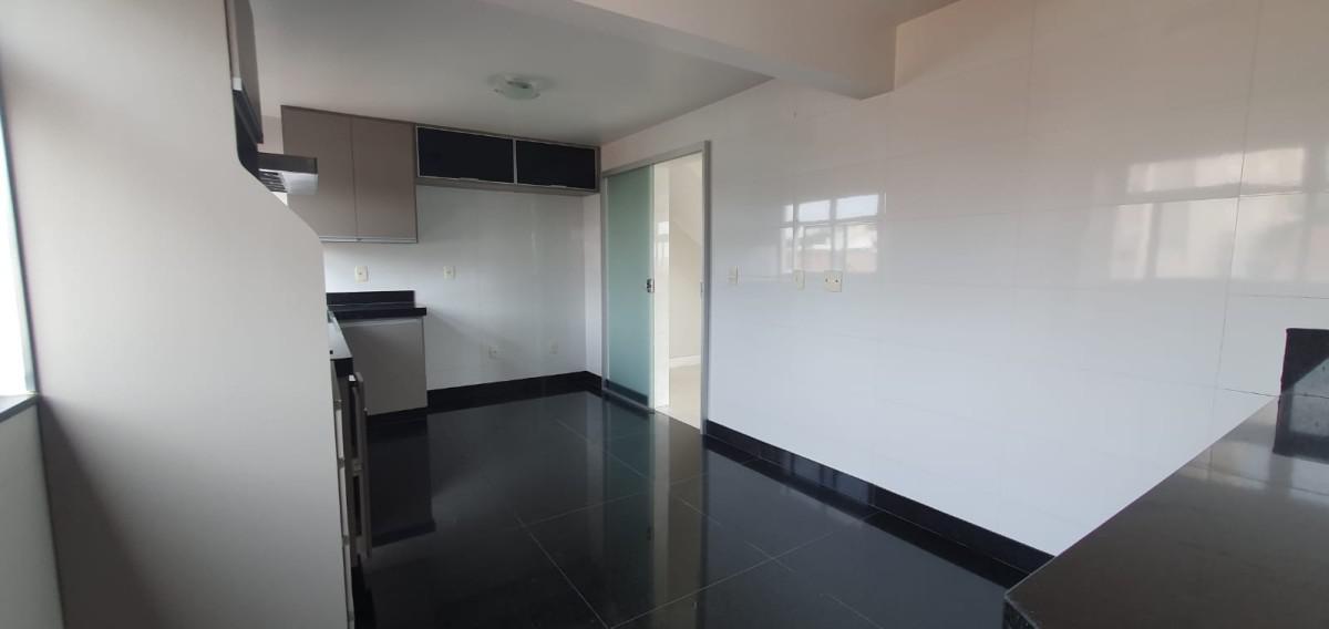 Apartamento, Prado, 5 Quartos, 2 Vagas, 4 Suítes