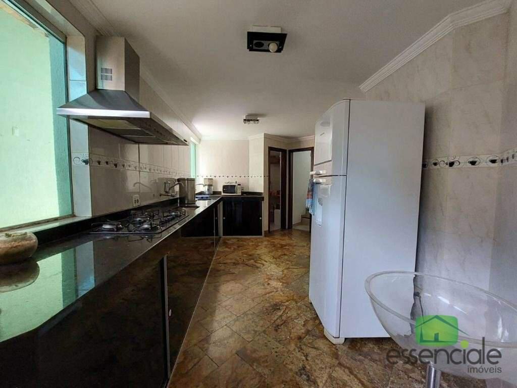 Casa, Eldorado, 4 Quartos, 6 Vagas, 1 Suíte