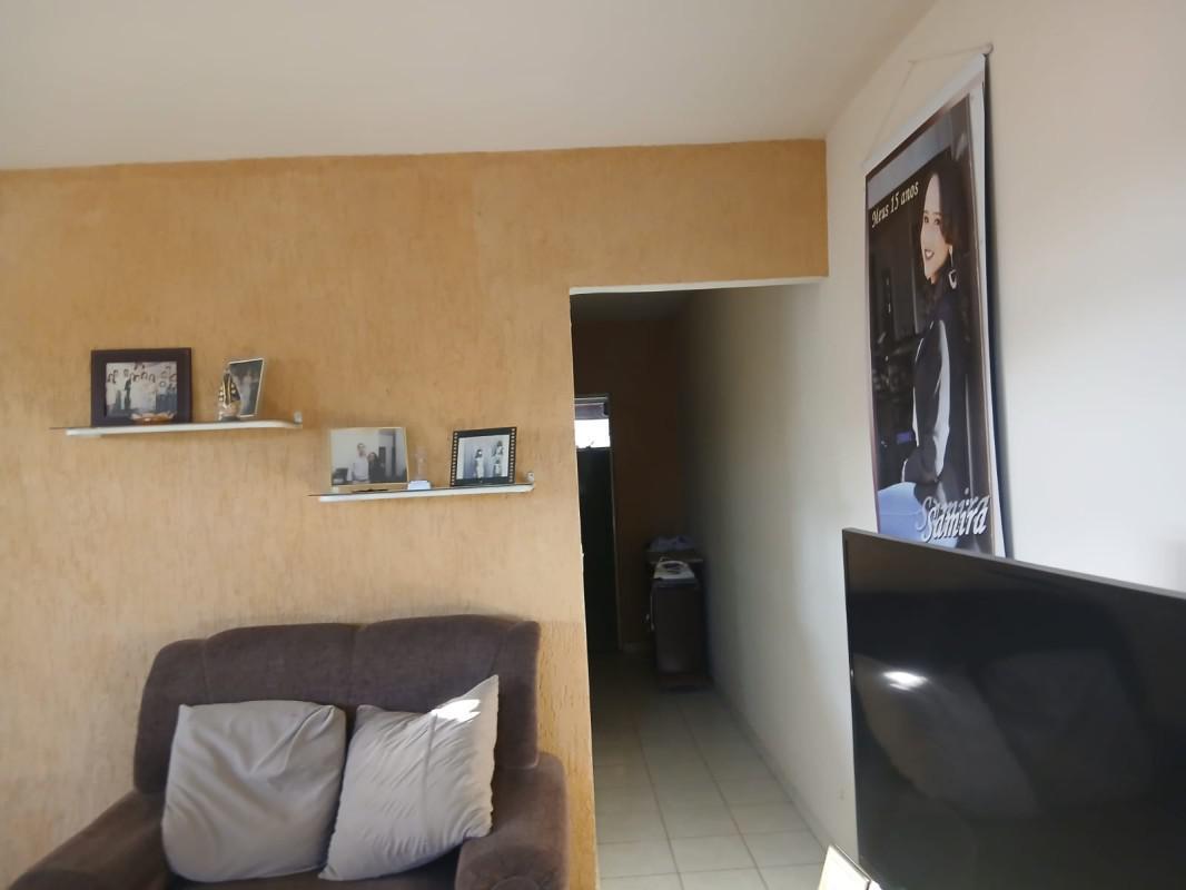 Casa, Frimisa, 2 Quartos, 2 Vagas