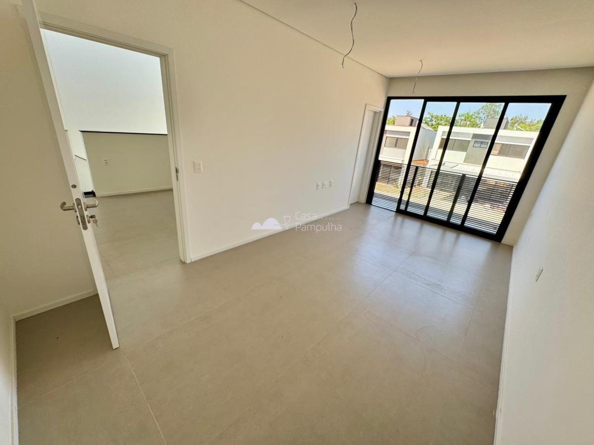 Casa, Trevo, 3 Quartos, 2 Vagas, 1 Suíte