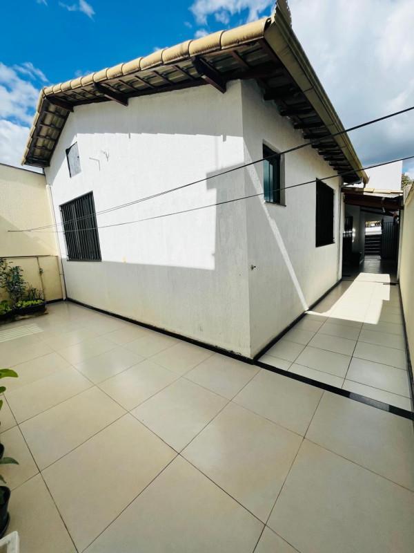 Casa, Masterville, 3 Quartos, 2 Vagas, 1 Suíte