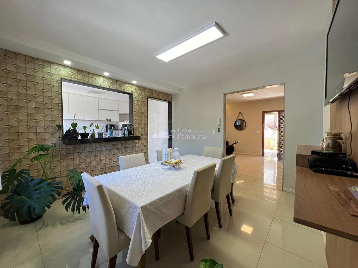 Casa, Santa Mônica, 3 Quartos, 3 Vagas, 2 Suítes