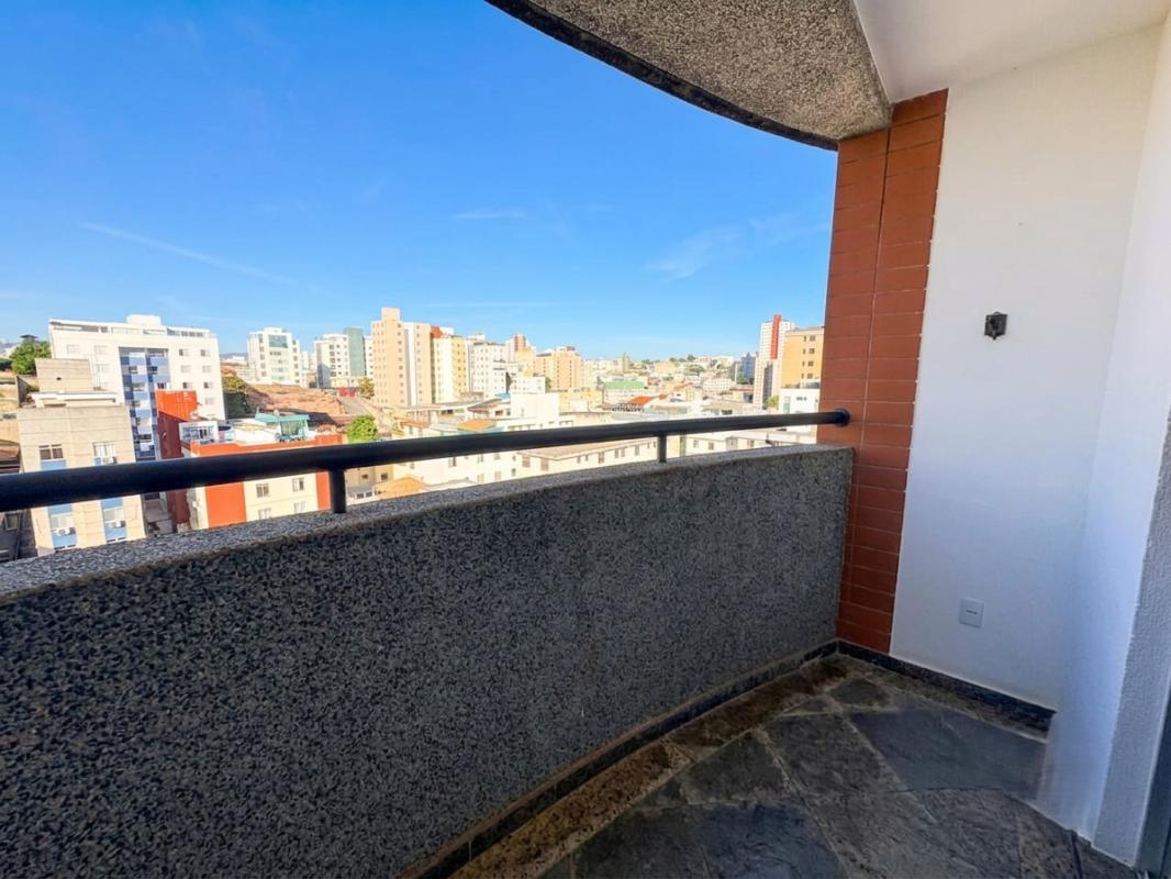 Apartamento, Sagrada Família, 3 Quartos, 2 Vagas