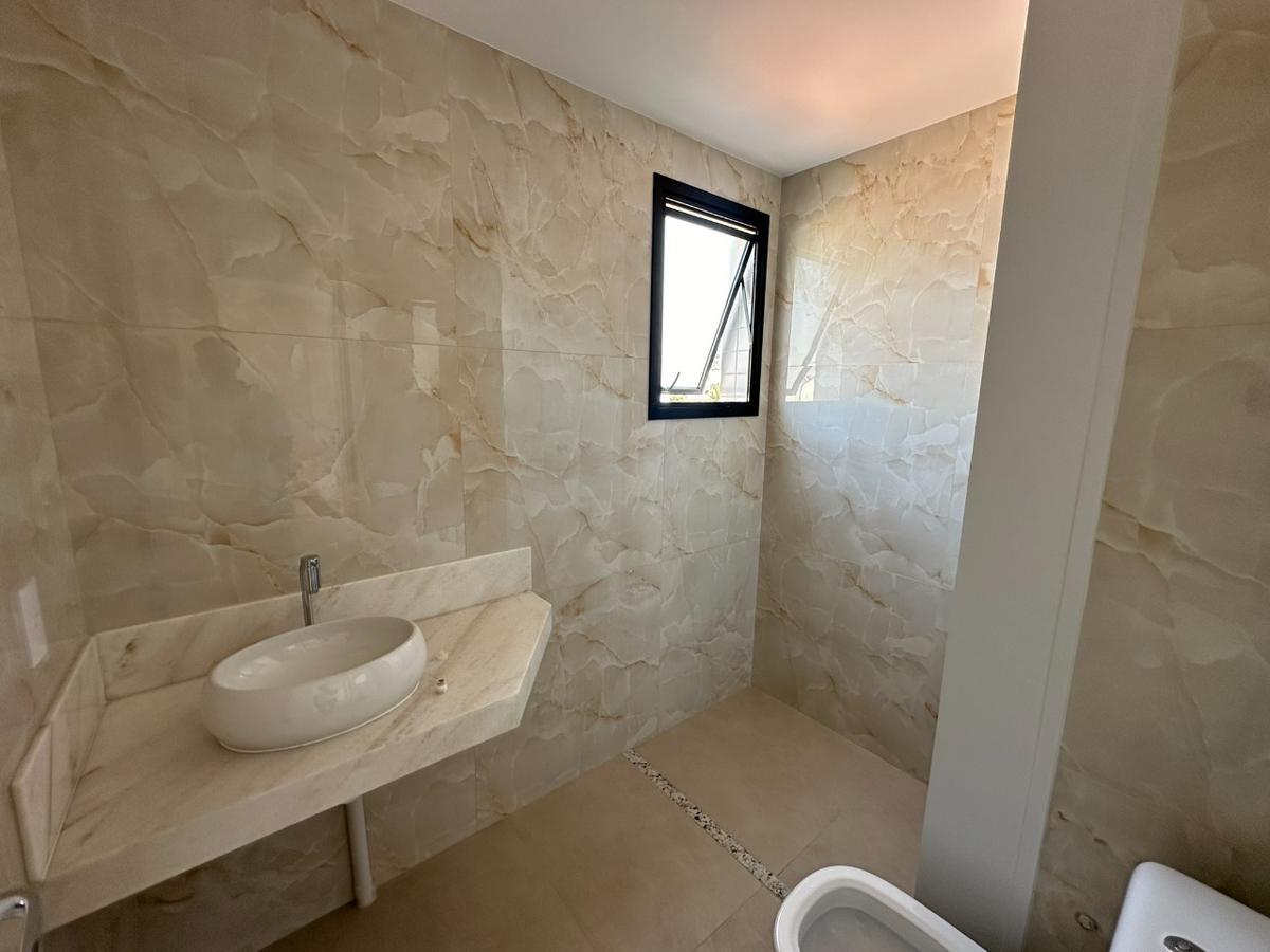 Cobertura, Santa Rosa, 3 Quartos, 2 Vagas, 1 Suíte