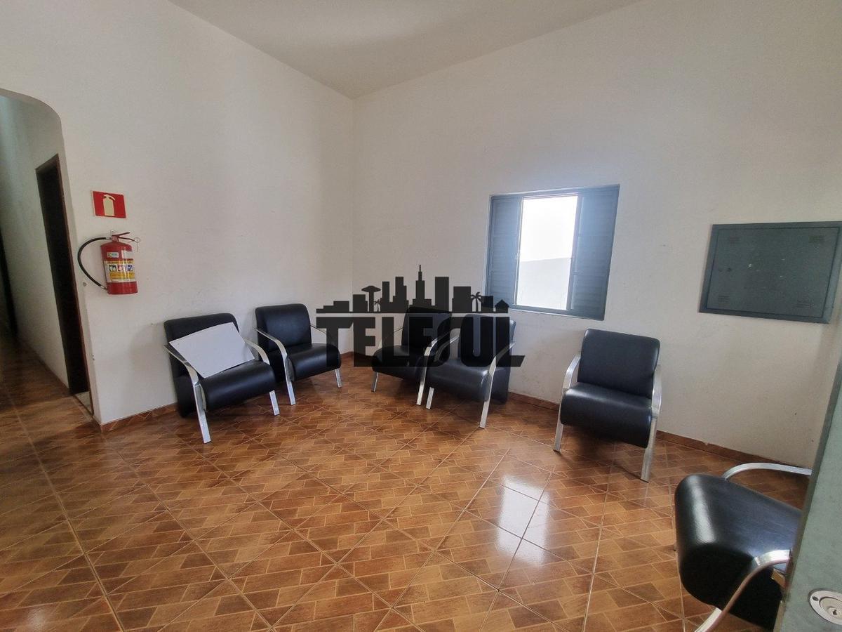 Galpão, Centro, 0 Quarto, 0 Vaga