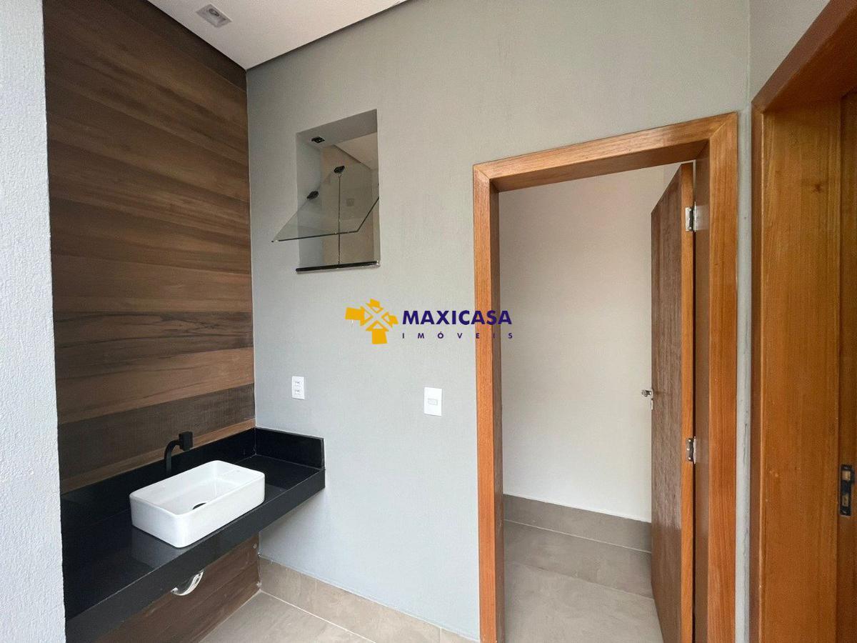 Casa, Condomínio Rosa dos Ventos, 3 Quartos, 4 Vagas, 3 Suítes