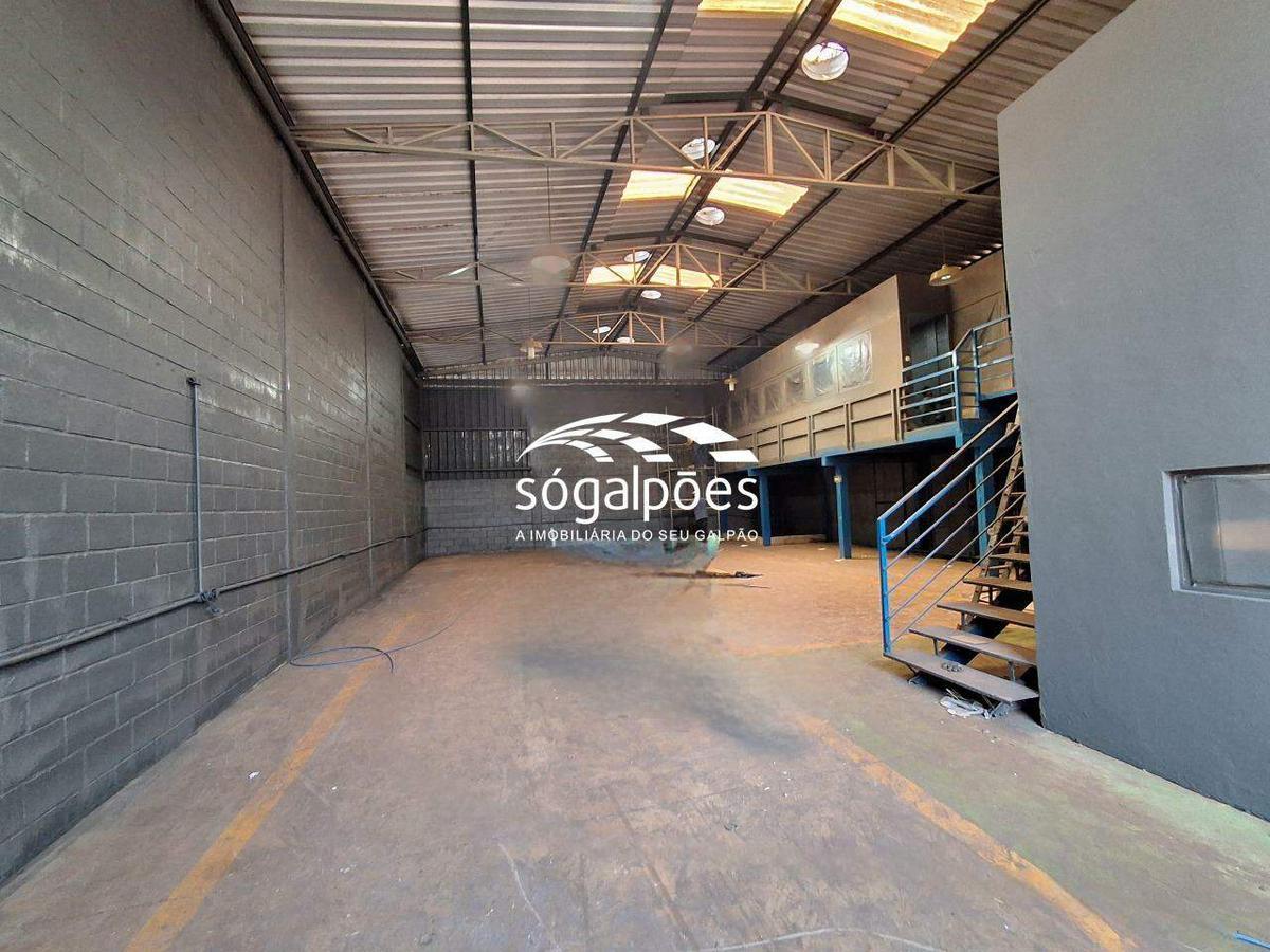 Galpão, Jardim Canadá