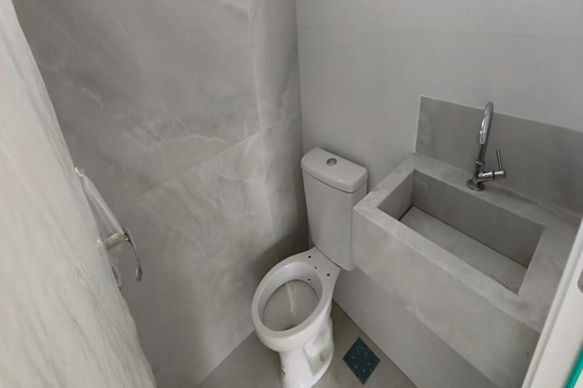 Casa, Planalto, 2 Quartos, 1 Vaga, 2 Suítes