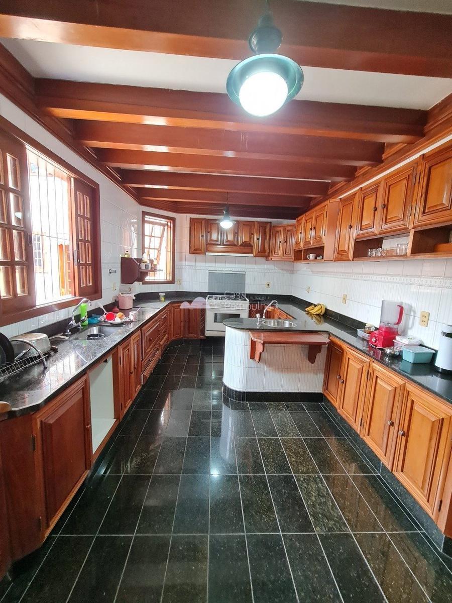 Casa, Itapoã, 5 Quartos, 4 Vagas, 2 Suítes