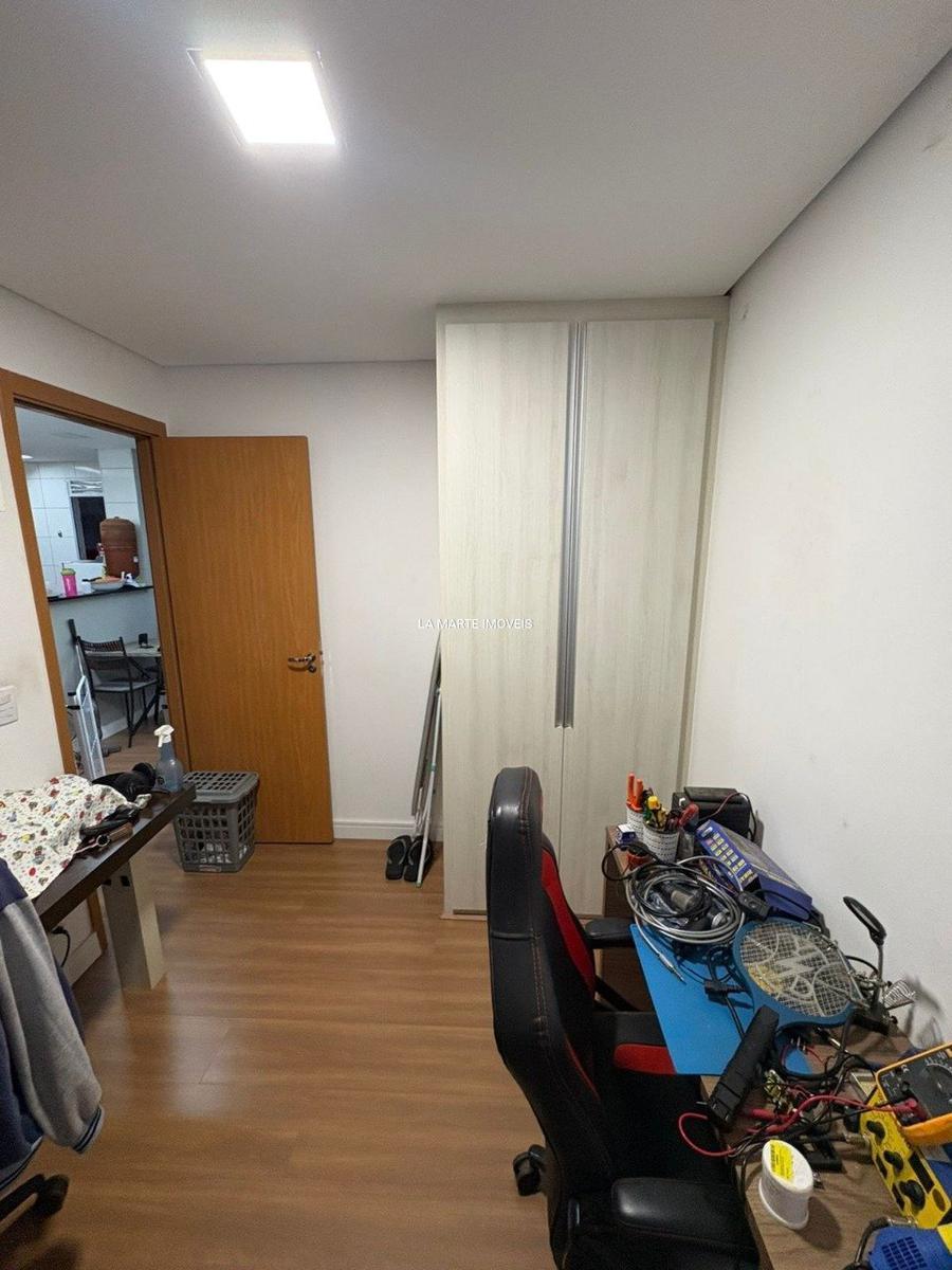 Apartamento, Três Barras, 2 Quartos, 1 Vaga
