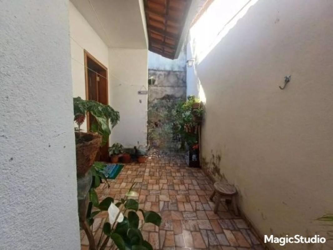 Casa, São João Batista (venda Nova), 2 Quartos, 0 Vaga