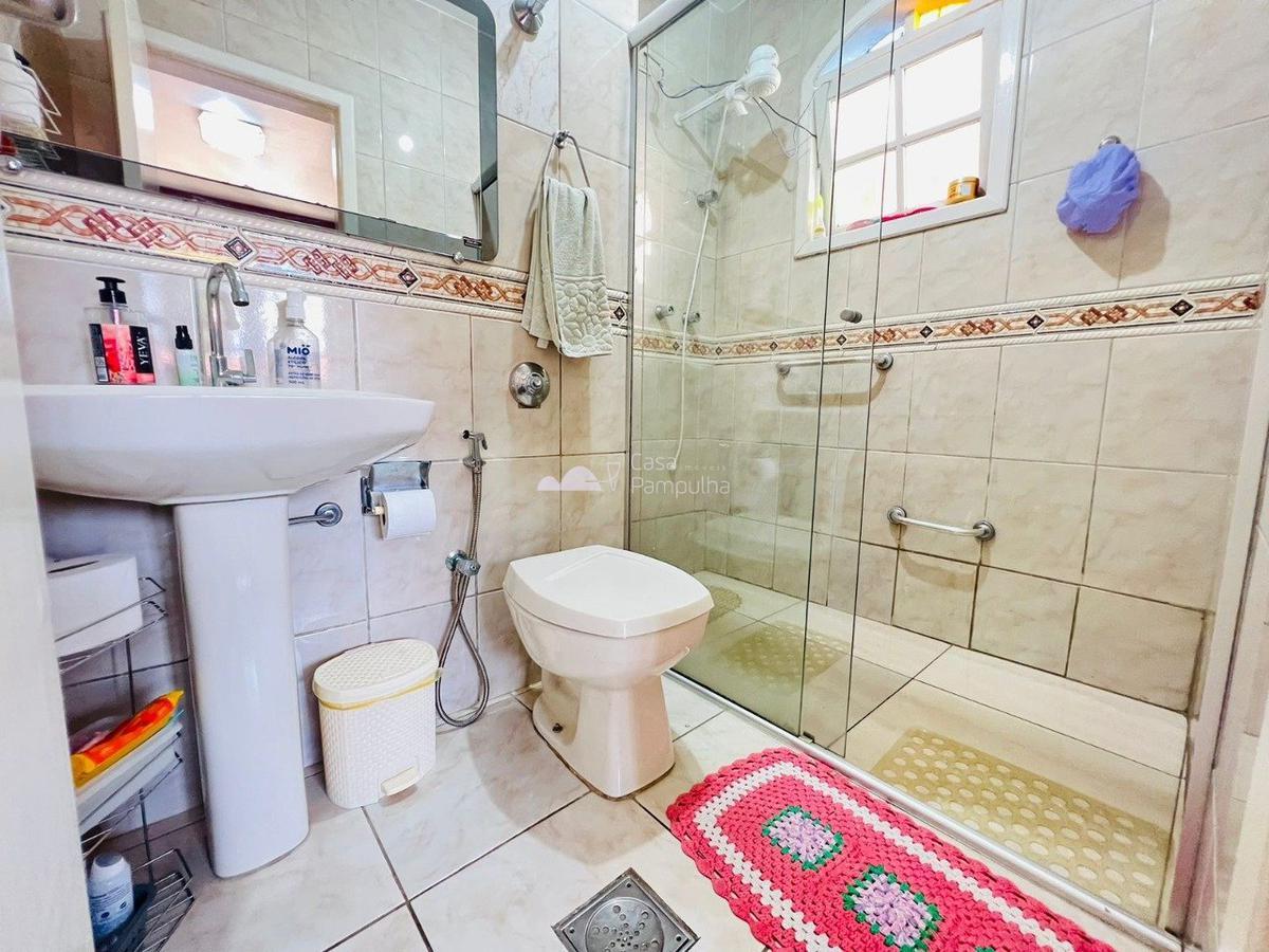 Casa, Santa Mônica, 3 Quartos, 2 Vagas, 2 Suítes