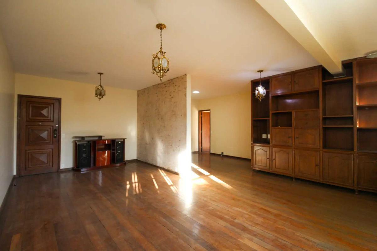 Apartamento, Funcionários, 4 Quartos, 3 Vagas, 1 Suíte