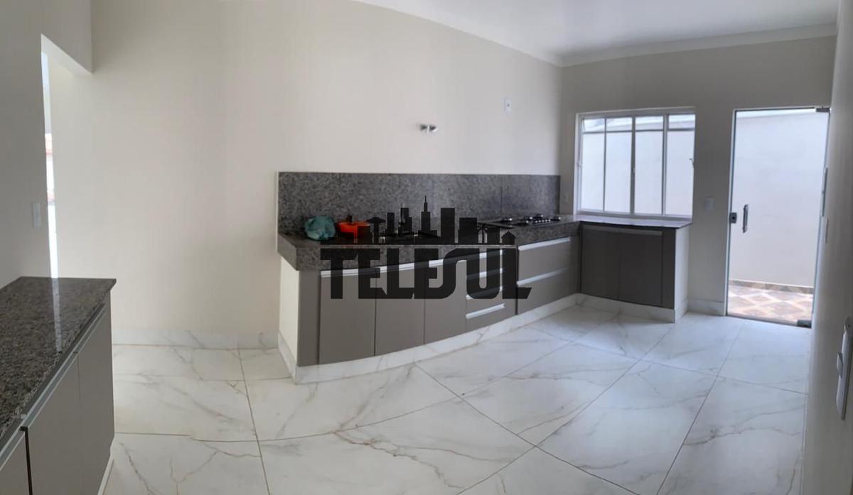 Casa, Santa Luiza, 3 Quartos, 4 Vagas, 2 Suítes