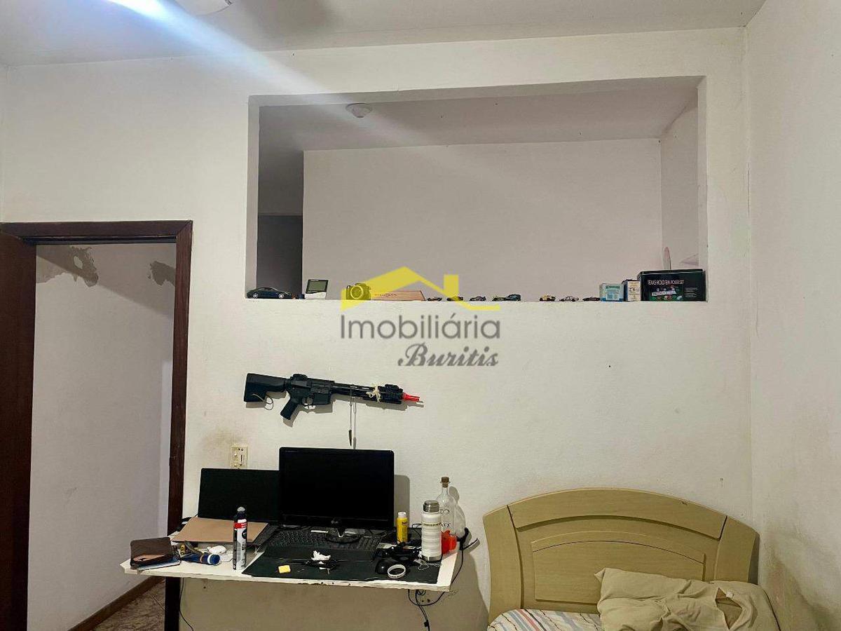 Casa, Jardim América, 9 Quartos, 4 Vagas, 2 Suítes