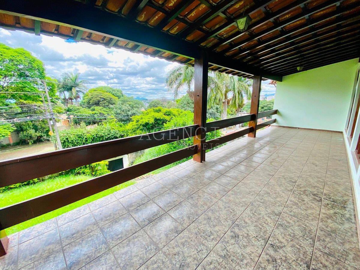 Casa, Bandeirantes (pampulha), 4 Quartos, 0 Vaga, 1 Suíte