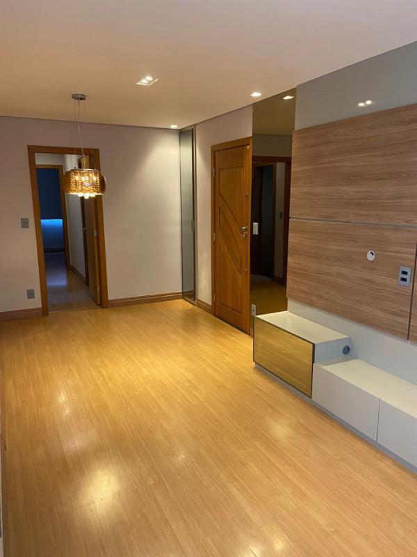 Apartamento, Sagrada Família, 3 Quartos, 2 Vagas, 1 Suíte