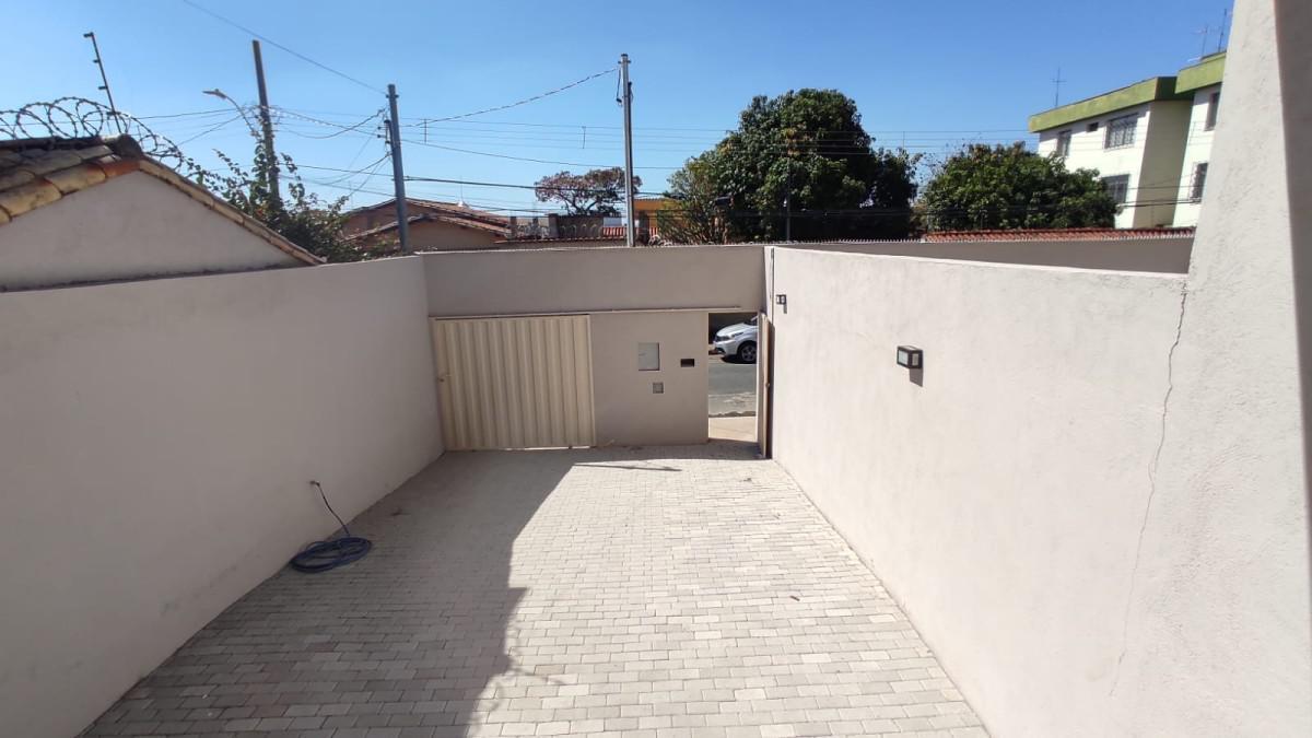 Casa, Santa Rosa, 3 Quartos, 4 Vagas, 1 Suíte