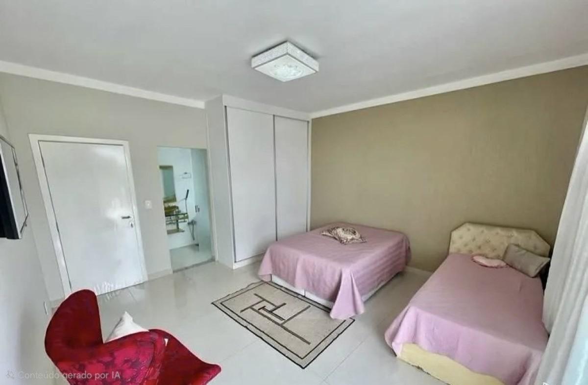 Casa, Trevo, 4 Quartos, 10 Vagas, 4 Suítes