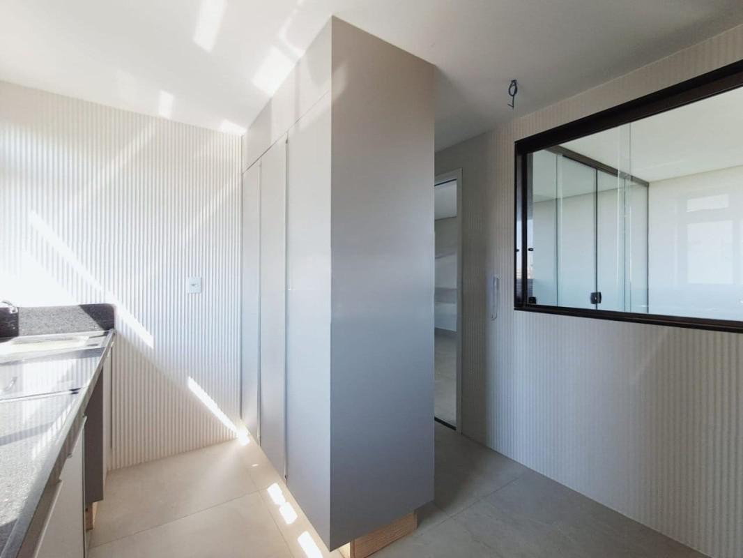 Apartamento, Sion, 2 Quartos, 3 Vagas, 1 Suíte