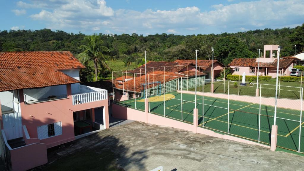 Fazenda, Casa Amarela, 9 Quartos, 10 Vagas, 5 Suítes