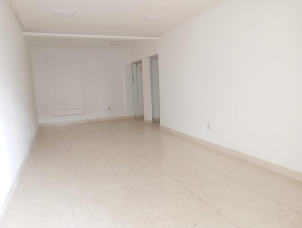 Andar, Centro, 0 Quarto, 0 Vaga