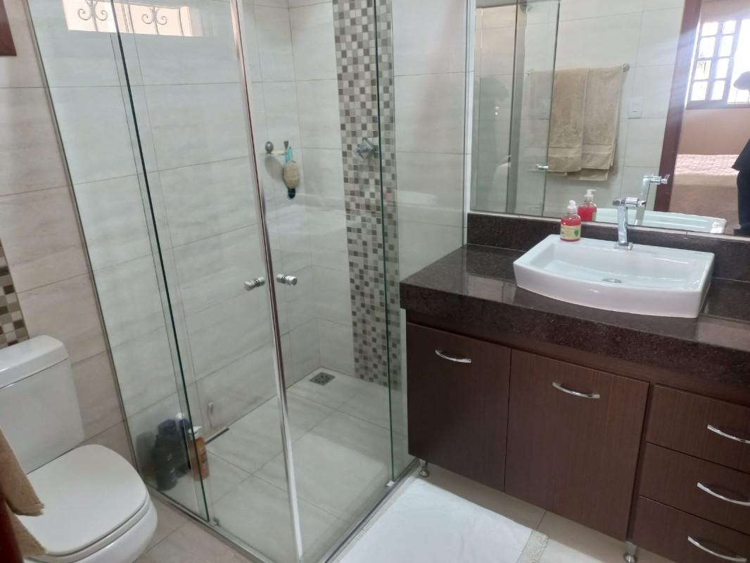 Casa, Vila Clóris, 3 Quartos, 3 Vagas, 1 Suíte