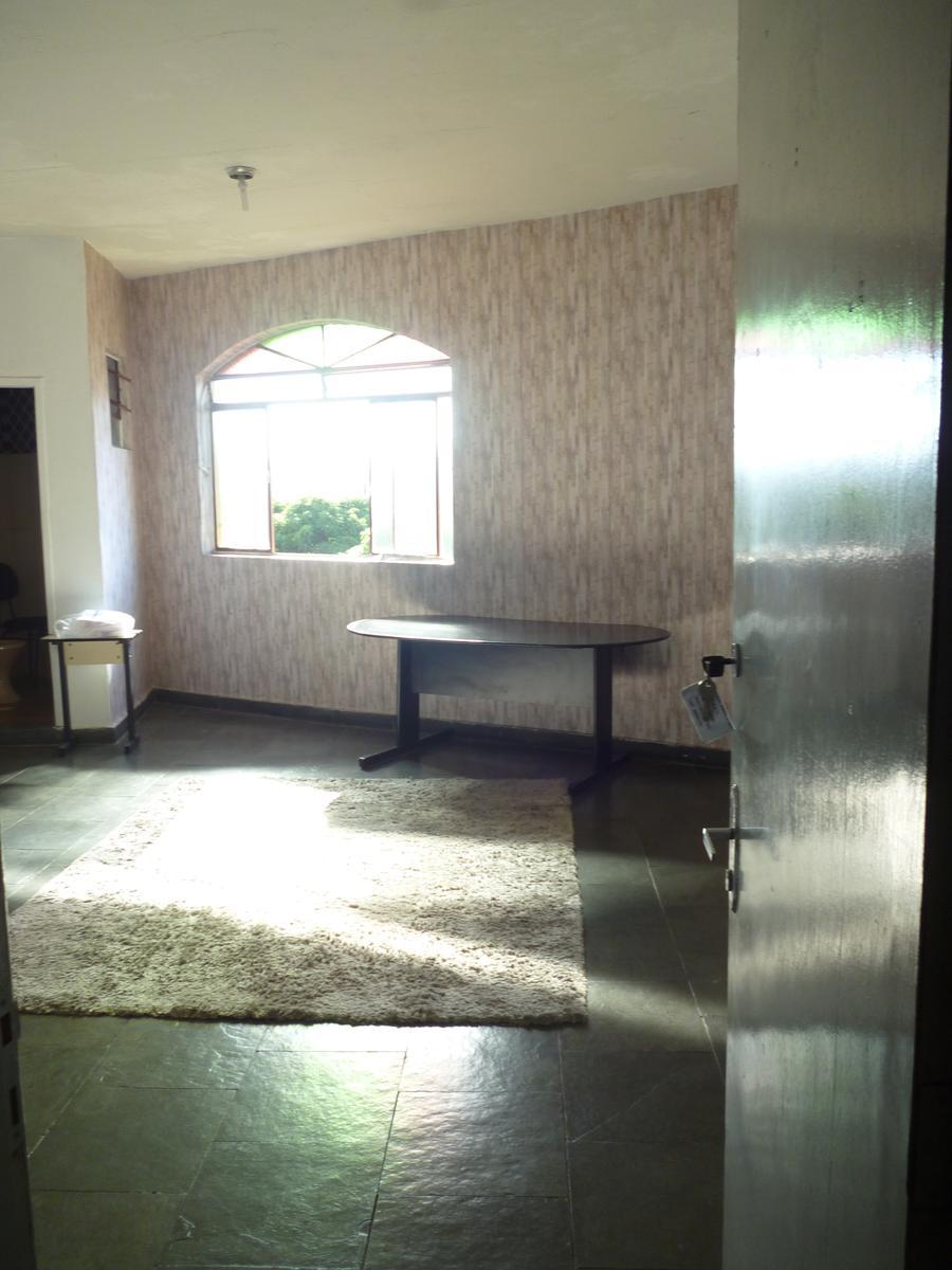 Ponto Comercial, Cinquentenário, 0 Vaga