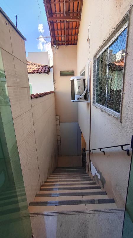 Casa, Itapoã, 4 Quartos, 2 Vagas, 1 Suíte