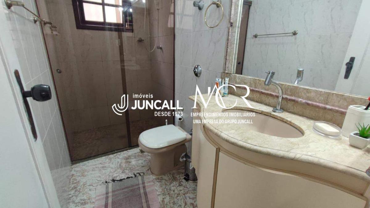 Casa, Santa Branca, 4 Quartos, 3 Vagas, 1 Suíte