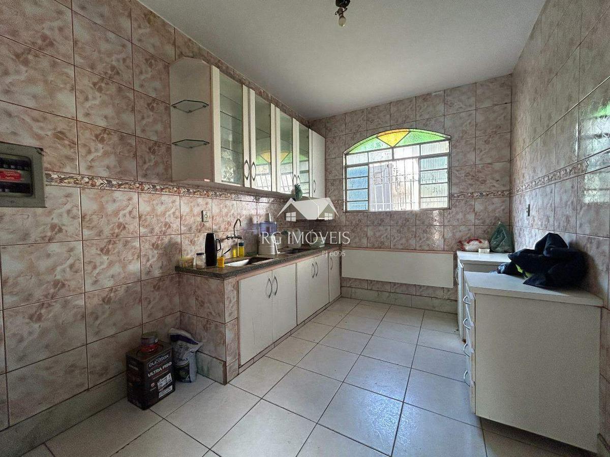 Casa, Diamante, 4 Quartos, 6 Vagas, 1 Suíte